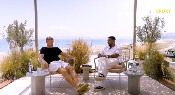 src, 但他们的名