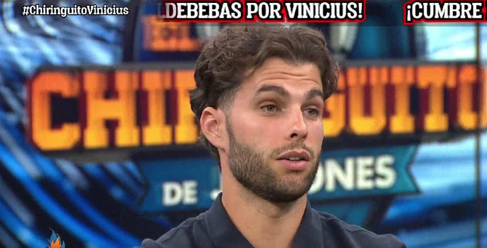 维尼修斯是, 份离队, 掌控