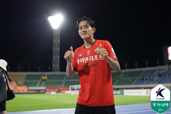 src, cj, 我非常开心 src, cj, 我非常开心